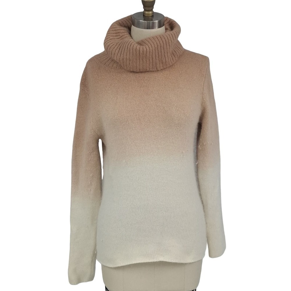 2 Hearts Pretty Ombre Camel Cream Angora Blend Turtleneck Sweater Size M